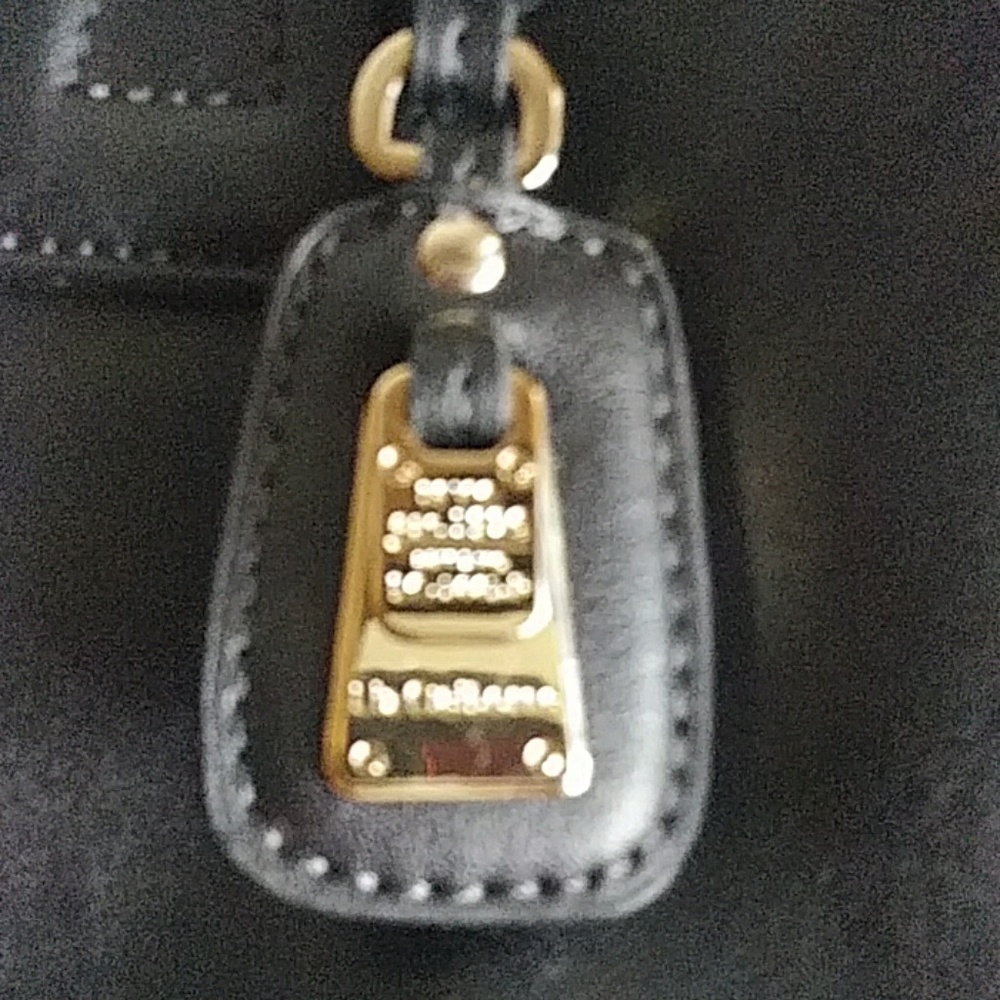 Purse - Picture 2 of 4